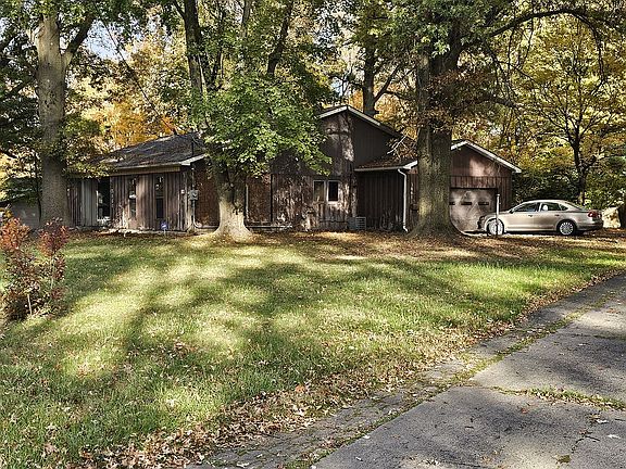 5th image of 3861 Northlawn Dr
