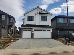 17115 3rd St NE, Edmonton, AB T5Y2Z5