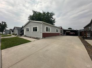676 Liberty Ln, Emmett, ID 83617