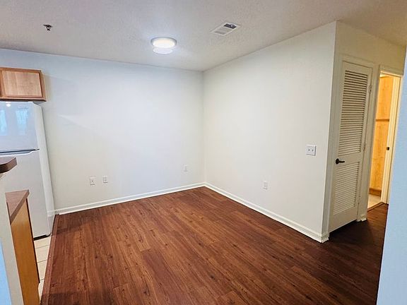 2nd image of 1525 Spring Place Rd SE #522