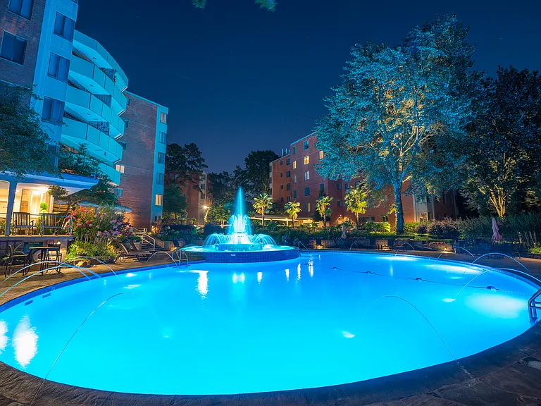 Rivercliff Estate Apartments in Little Rock, AR