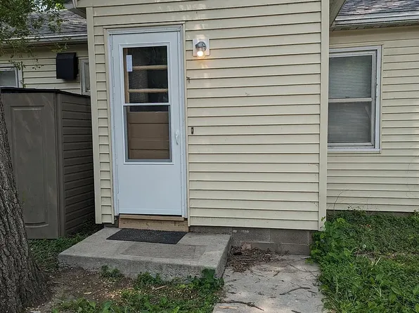 1502 Crescent St, Iowa City, IA 52240