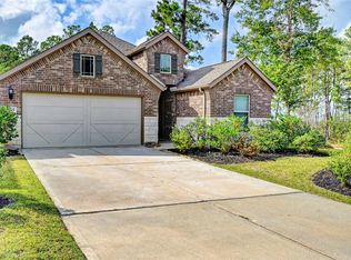 865 Spruce Pine Dr, Willis, TX 77318