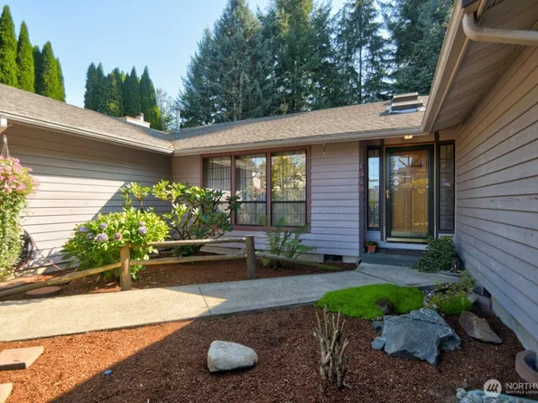 1949 51st Avenue SE, Olympia, WA 98501