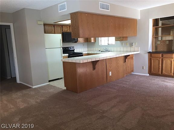 5th image of 4261 Sanderling Cir Unit 326