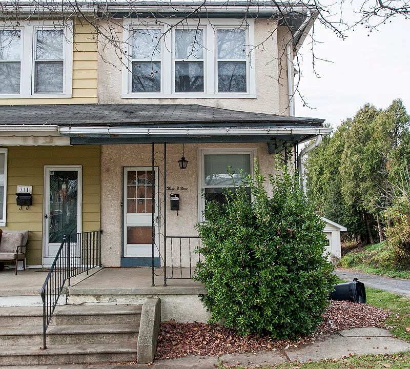 FRONT OF HOUSE WITH PORCH