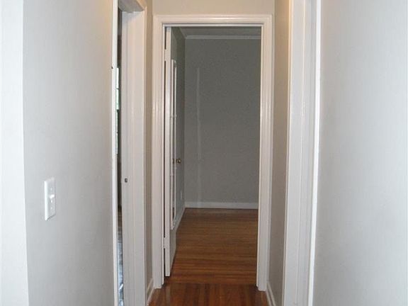 4th image of 1610 North St