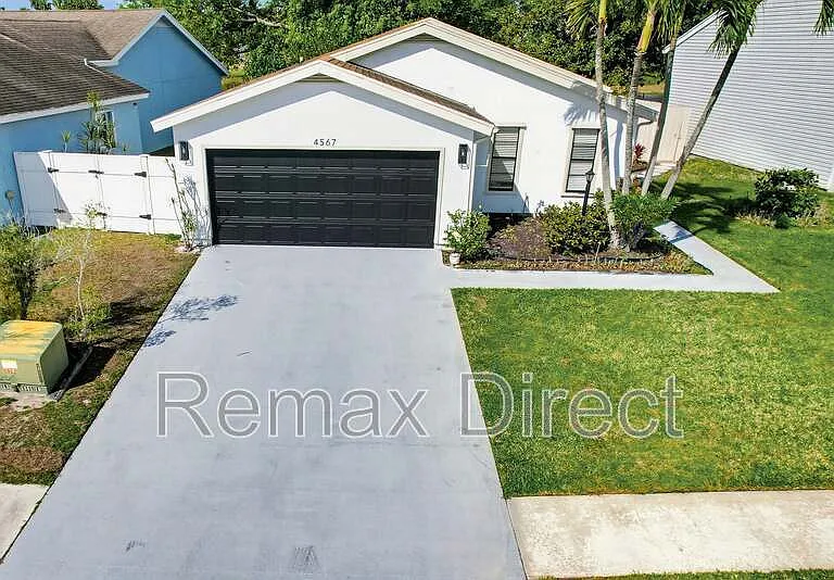 4567 Brook Dr — Photo 7
