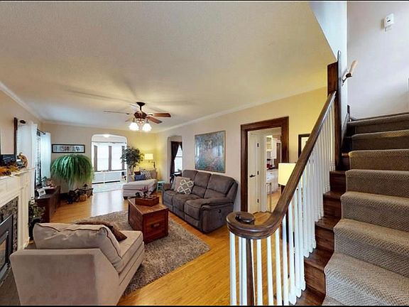 5th image of 3725 Beech Ave