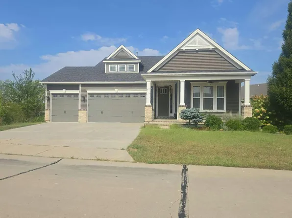 532 Miralago Shore Dr, Saint Peters, MO 63376