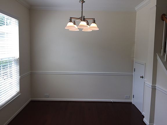 3rd image of 639 Ashbrittle Dr