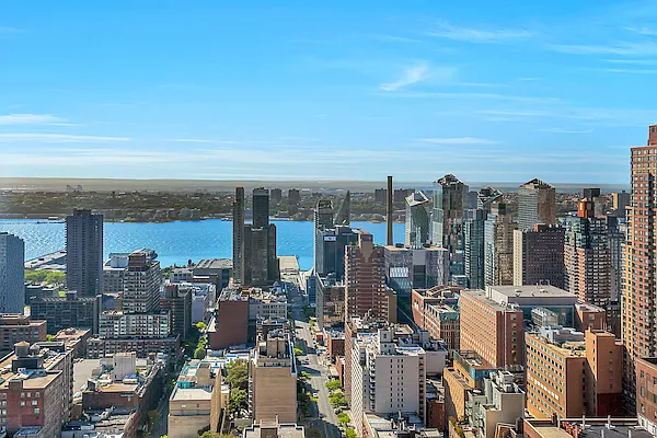 Rented by Douglas Elliman | media 3