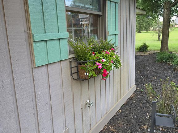 5th image of 185 Ingram Rd