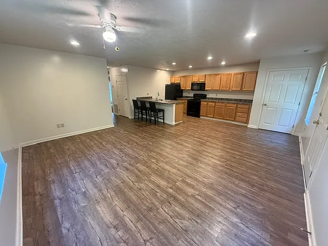 249 Northland Dr #C — Photo 3