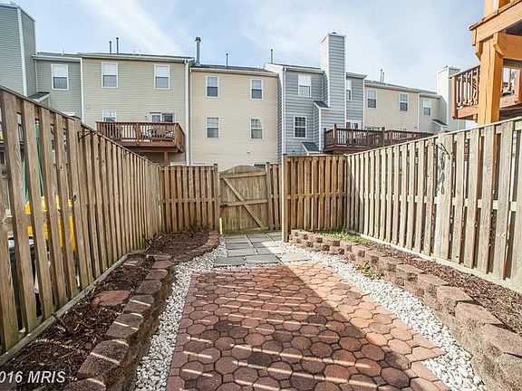 4th image of 2451 Nantucket Dr