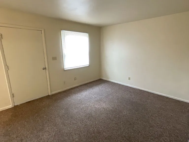 William Drive Apartments — Photo 14