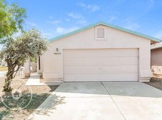 8904 E Citrus Tree Dr, Tucson, AZ 85730