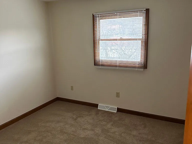 30 Lemoyne Ave #1 — Photo 7