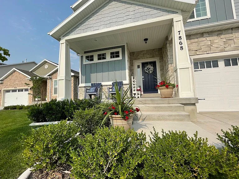 7868 S Grantown Ct — Photo 1