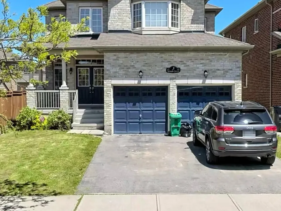 3 Noranda Cres