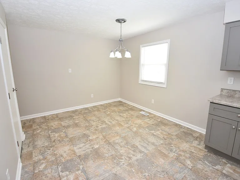 1439-1441 Coachlite Dr — Photo 5