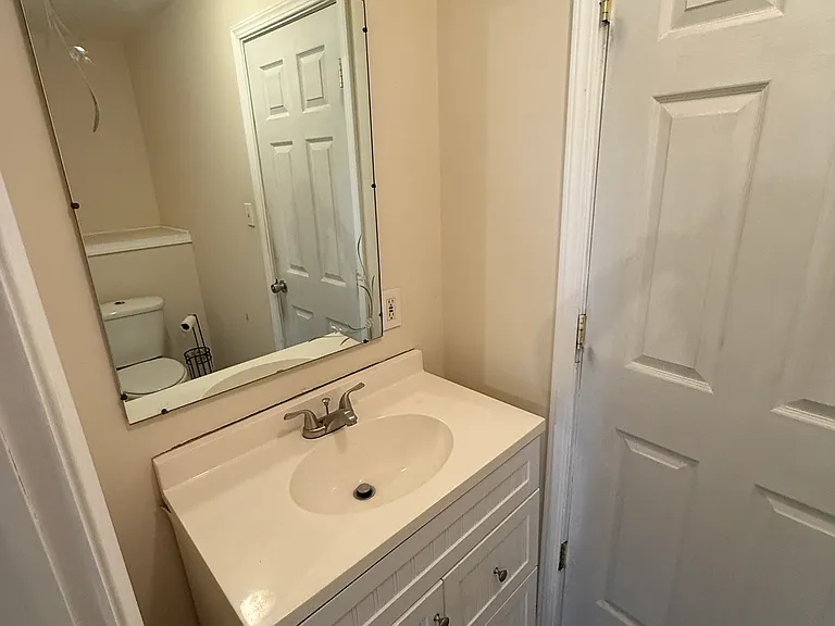 22420 Lilac St — Photo 11