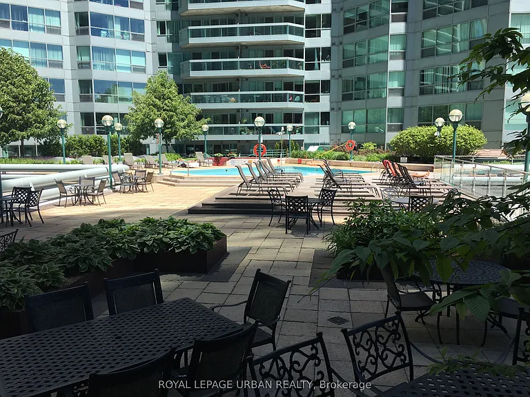 10 Yonge St #2702 — Photo 32