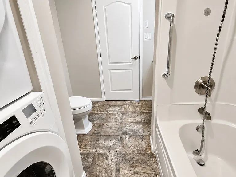 319 Nipissing St — Photo 12