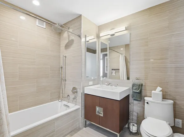 99 Hudson Street image 24 of 41