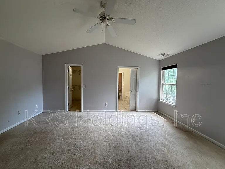 1409 Pandoria Ct — Photo 7