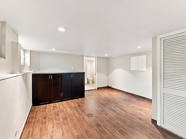 741 Harrison St — Photo 19