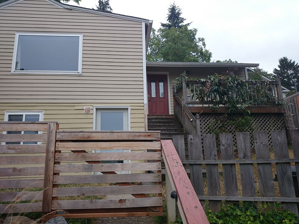 2nd image of 3654 47th Ave SW