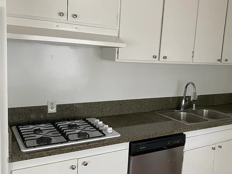 1019 Orange Grove Ave #3 — Photo 7