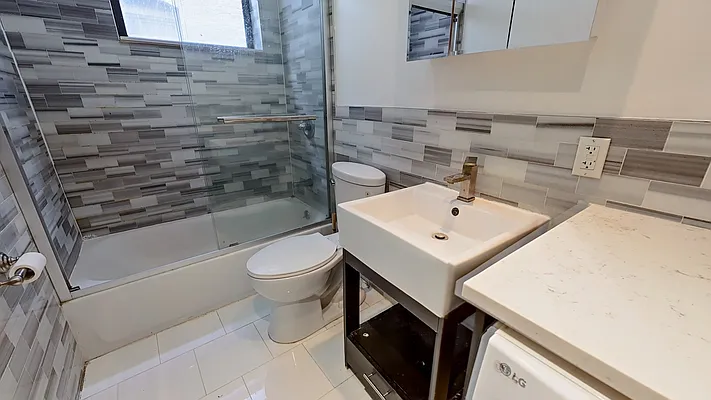 Rented by Charles Coutinho LLC | media 60