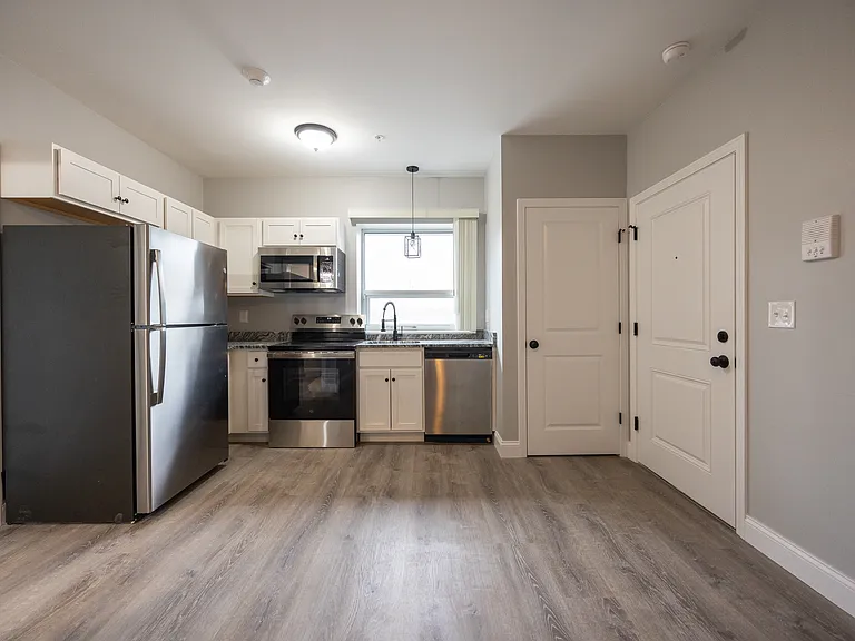 6899 Post Rd #203 — Photo 3
