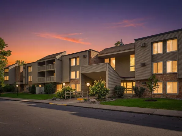 4045 Hodgson Rd APT 201, Shoreview, MN 55126