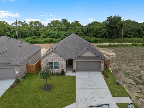 5th image of 2466 N Heritage Dr