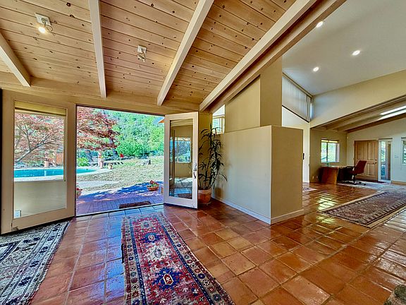 4th image of 321 Dutch Henry Canyon Rd