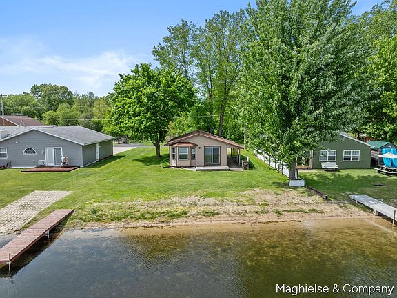2nd image of 9048 Loveless Dr NE
