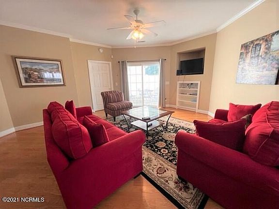3rd image of 1580 Honey Bee Ln