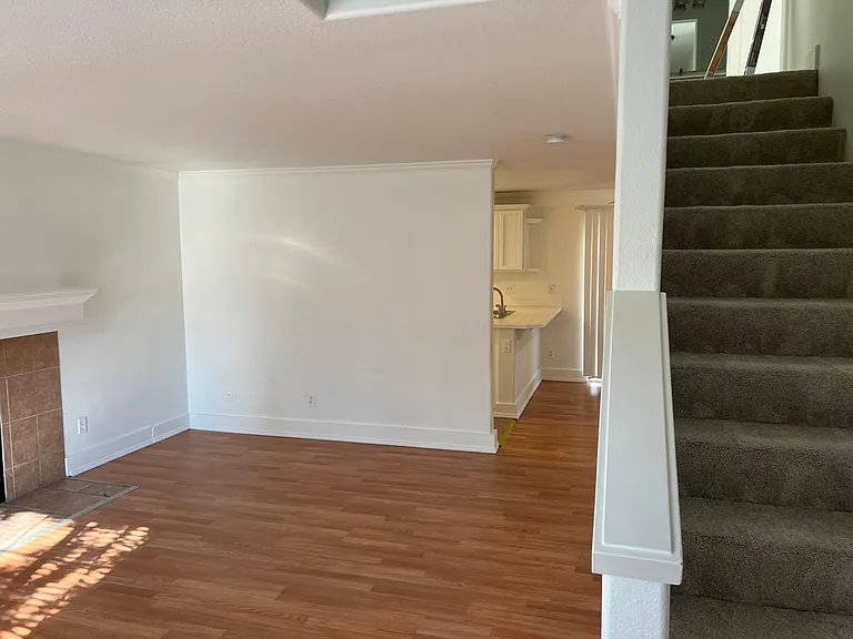 17815 SW Robert Ln — Photo 5