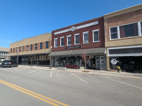 519 Commercial St, Atchison, KS 66002