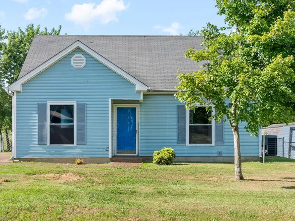 550 Foxfield Rd, Hopkinsville, KY 42240