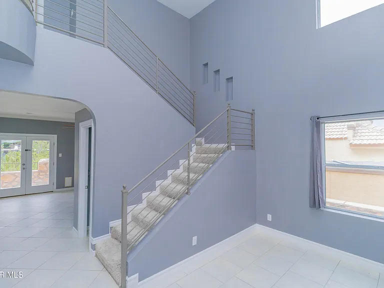 4744 Excalibur Dr — Photo 2