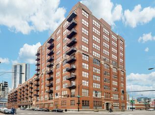 360 W Illinois St APT 2F, Chicago, IL 60654