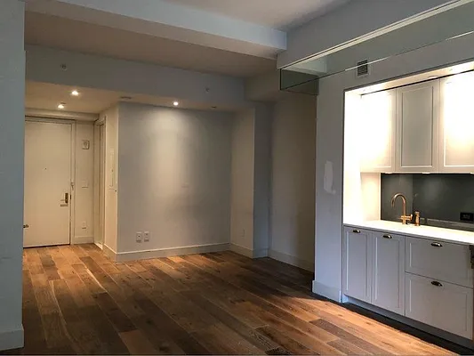 Rented by RELO REDAC INC. | media 13