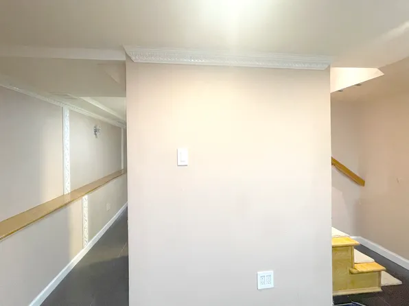 2963 Voorhies Avenue image 43 of 53