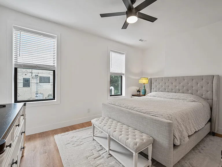 4812 Dearborn St — Photo 13