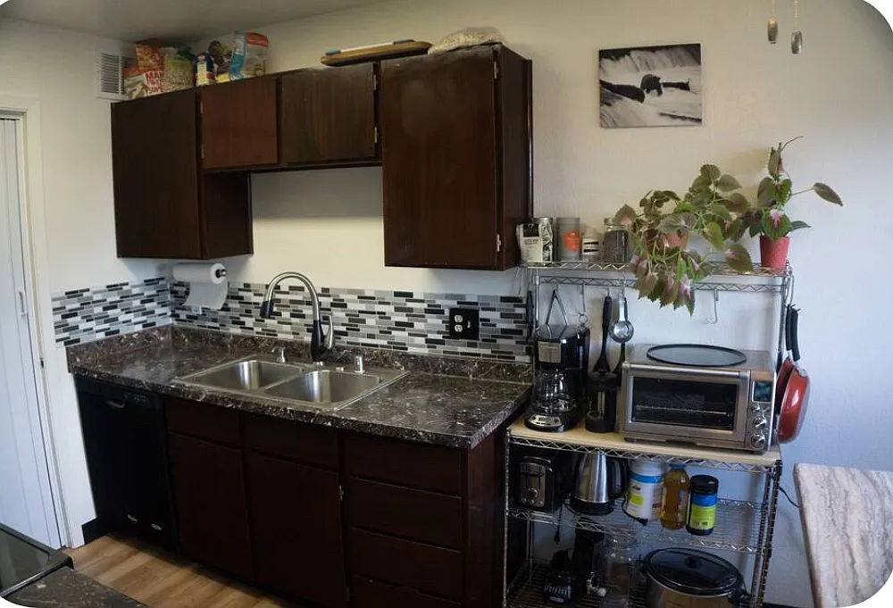 1611 Juneau Dr — Photo 2