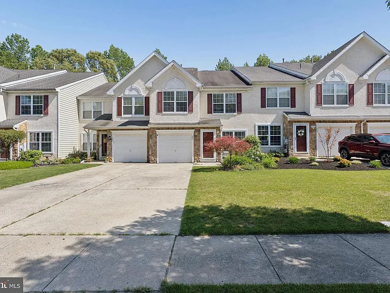 771 Barton Run Blvd — Photo 1